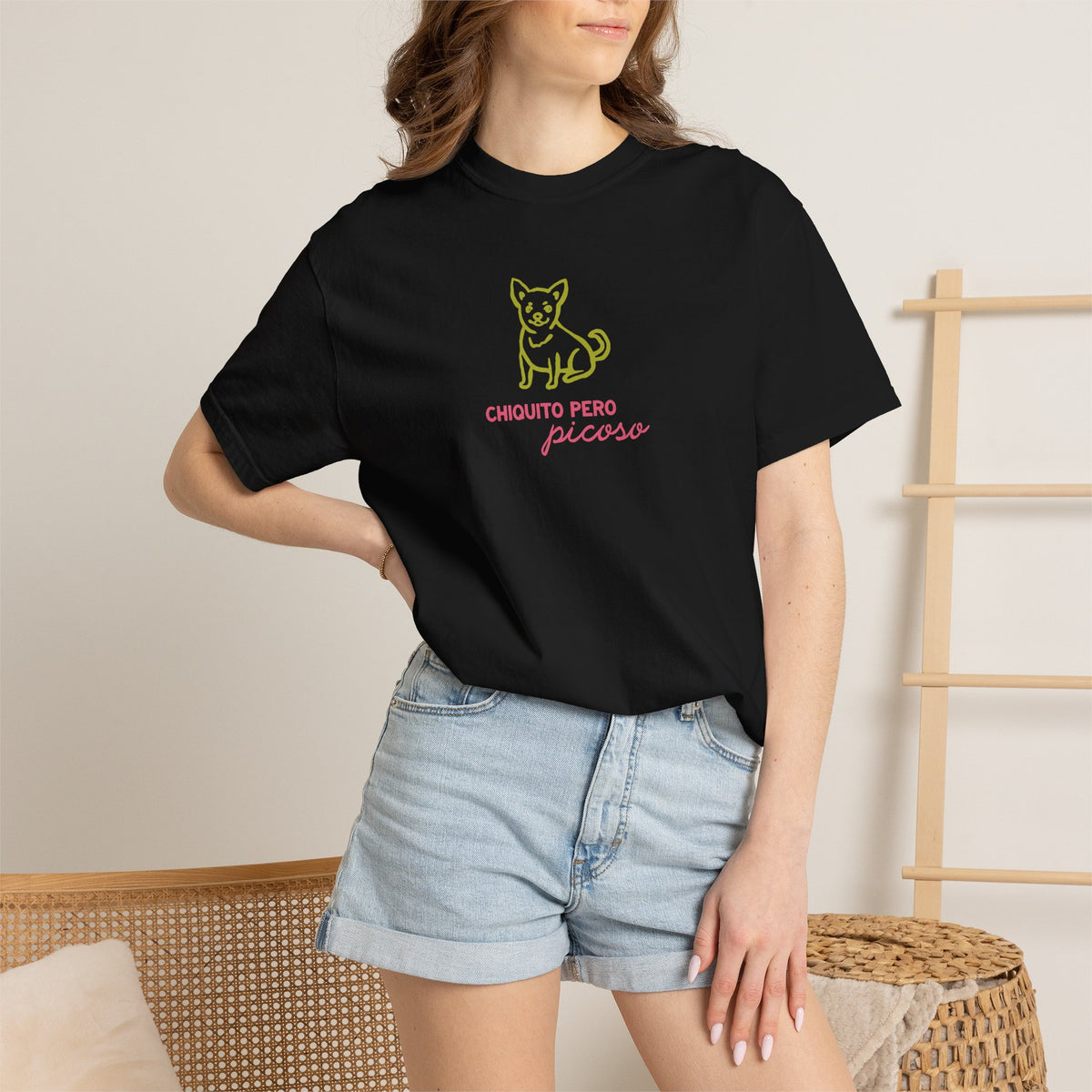 Chihuahua "Chiquito pero picoso" T-Shirt — Animal Rescue Advocacy Tee
